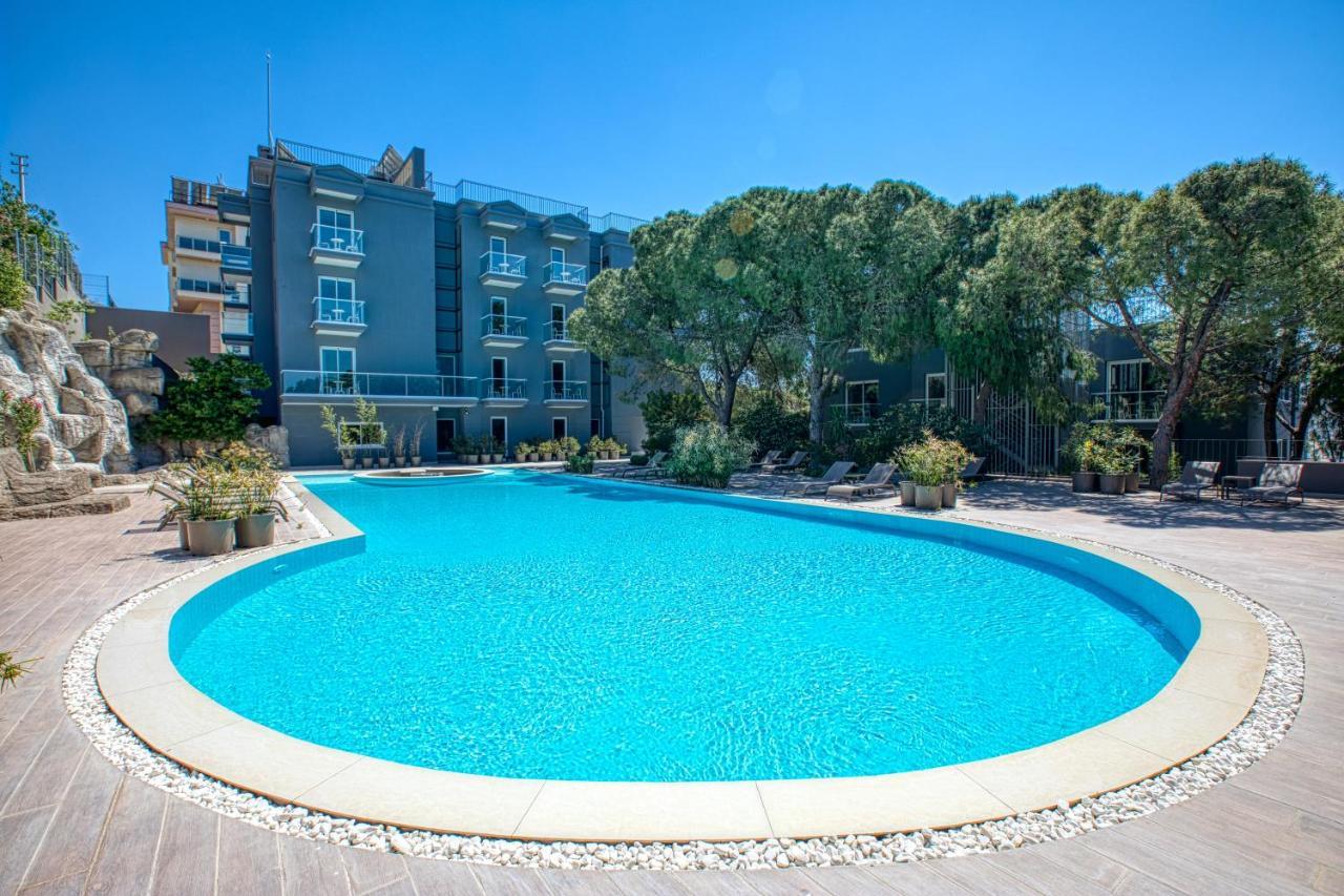 Aegean Apartments - Çeşme Esterno foto